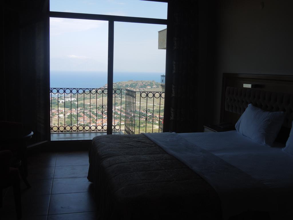 Masi Hotel İmroz Buitenkant foto