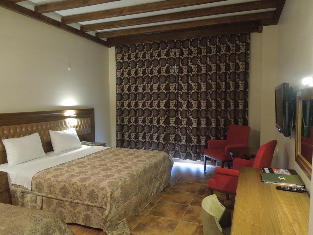 Masi Hotel İmroz Kamer foto