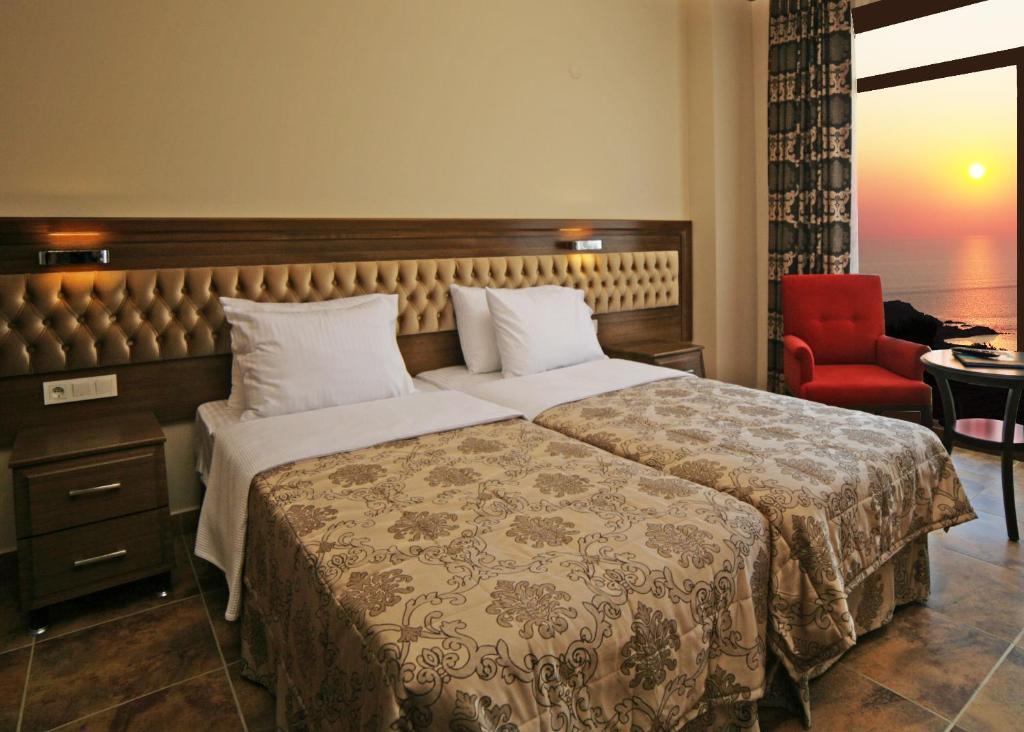 Masi Hotel İmroz Kamer foto