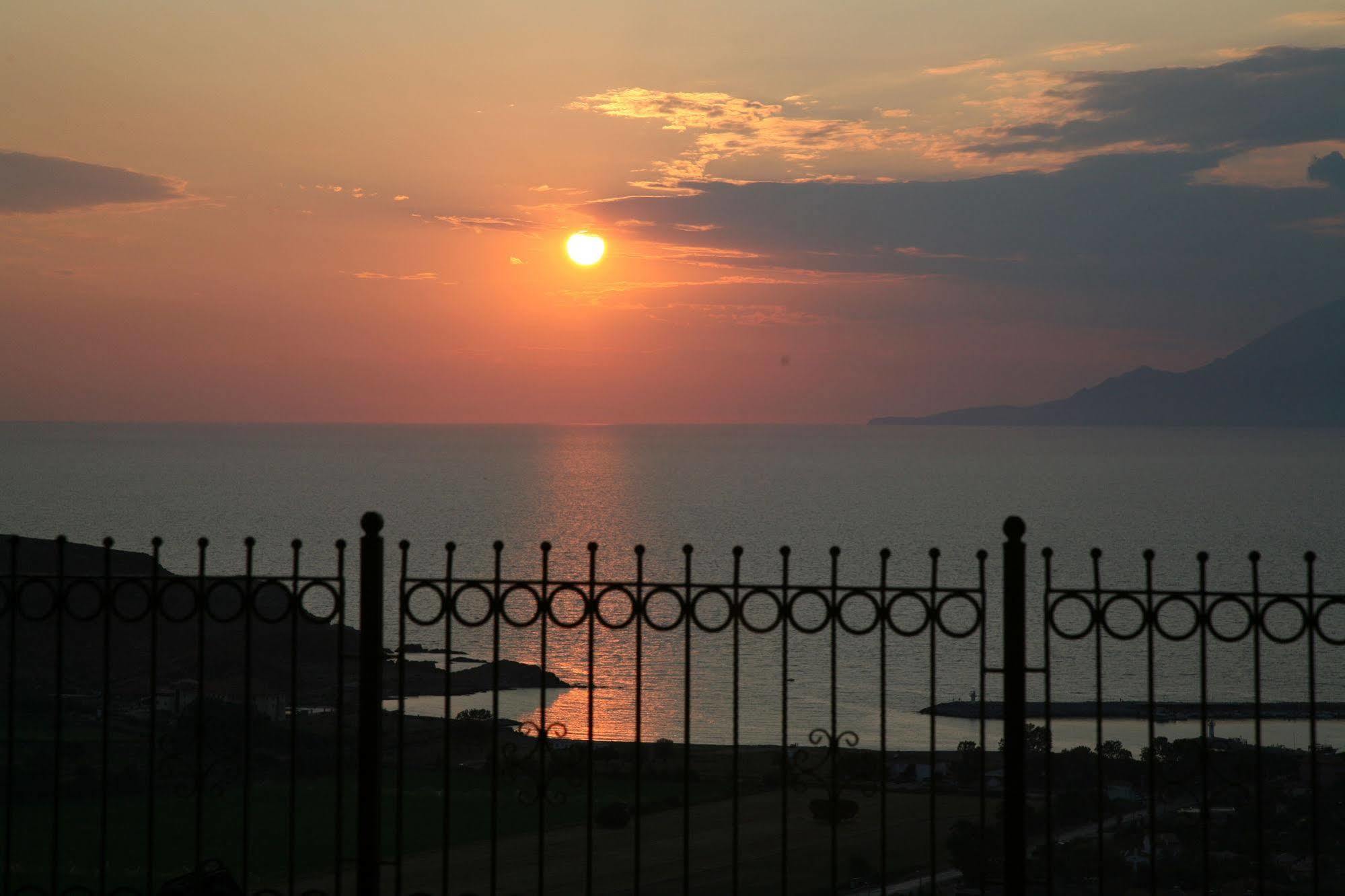 Masi Hotel İmroz Buitenkant foto